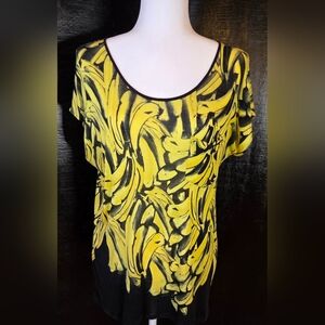 Kensie Yellow and Black Scoop Neck Tunic Top